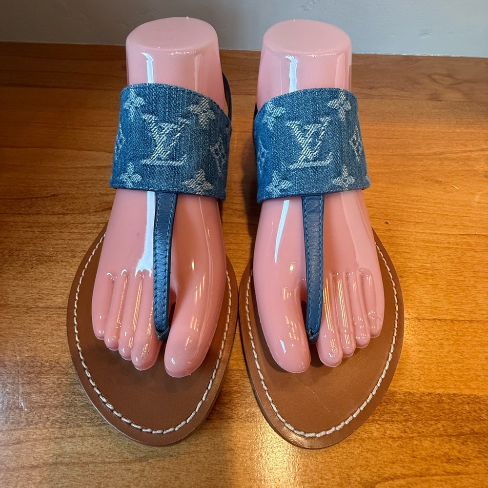 Louis Vuitton Monogram Denim Thong Sandals Size 39